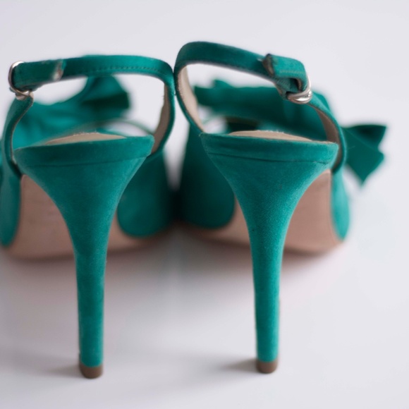 Designer suede slingback peeptoe heels - Picture 3 of 6